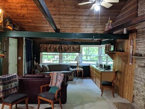 Smart TV, DVD player