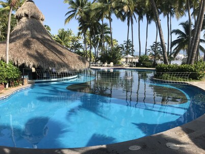 Marina Villas - Grand Isla Navidad