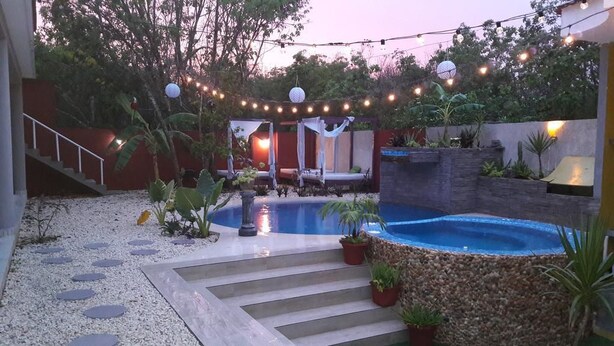 Outdoor pool - Guesthouse Pet Friendly (Cancun)