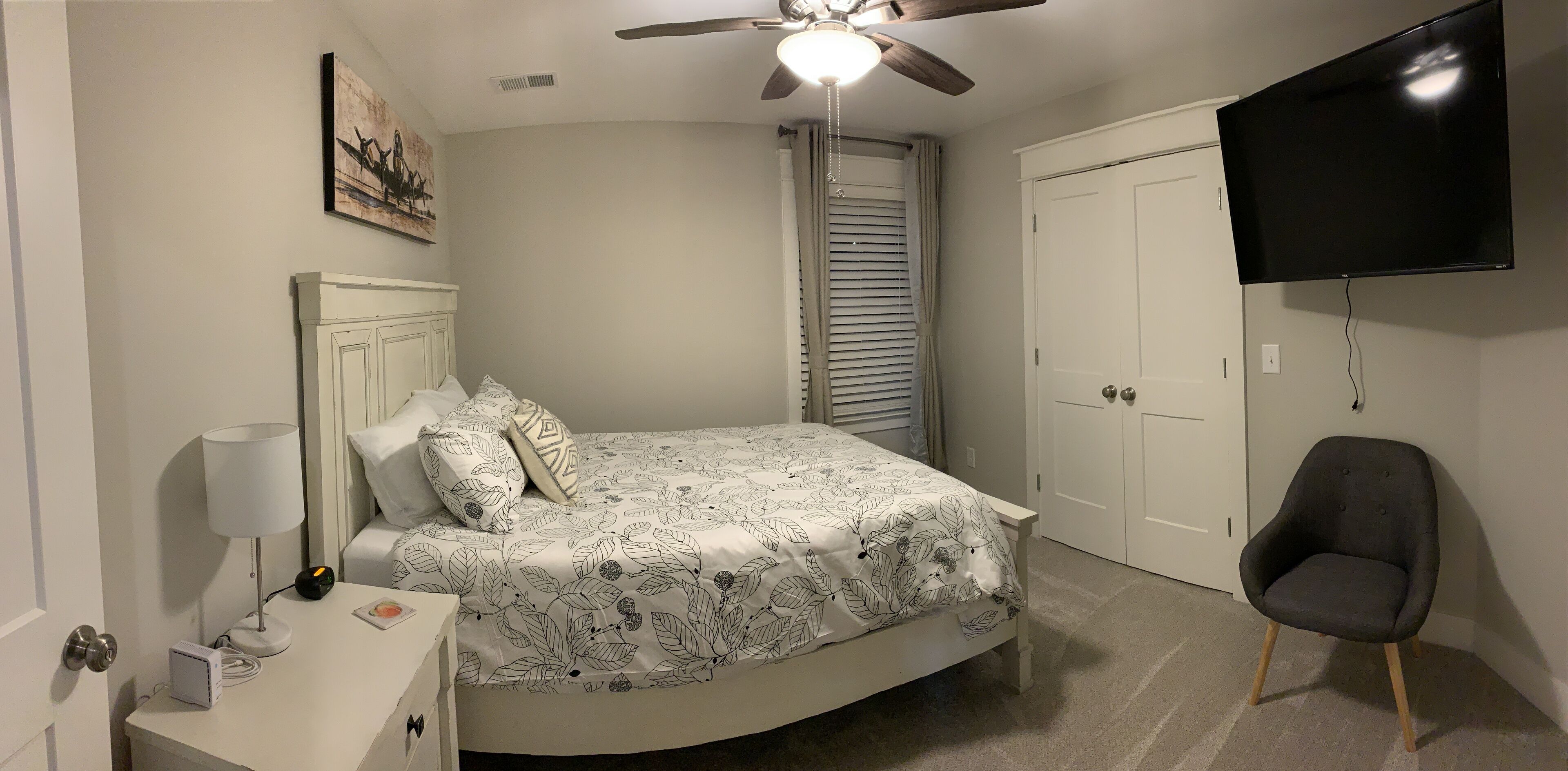 New ♫ Music City ♫ Nashville ♫ Walk to Coffee or Food ♫ 3 Miles to Downtown