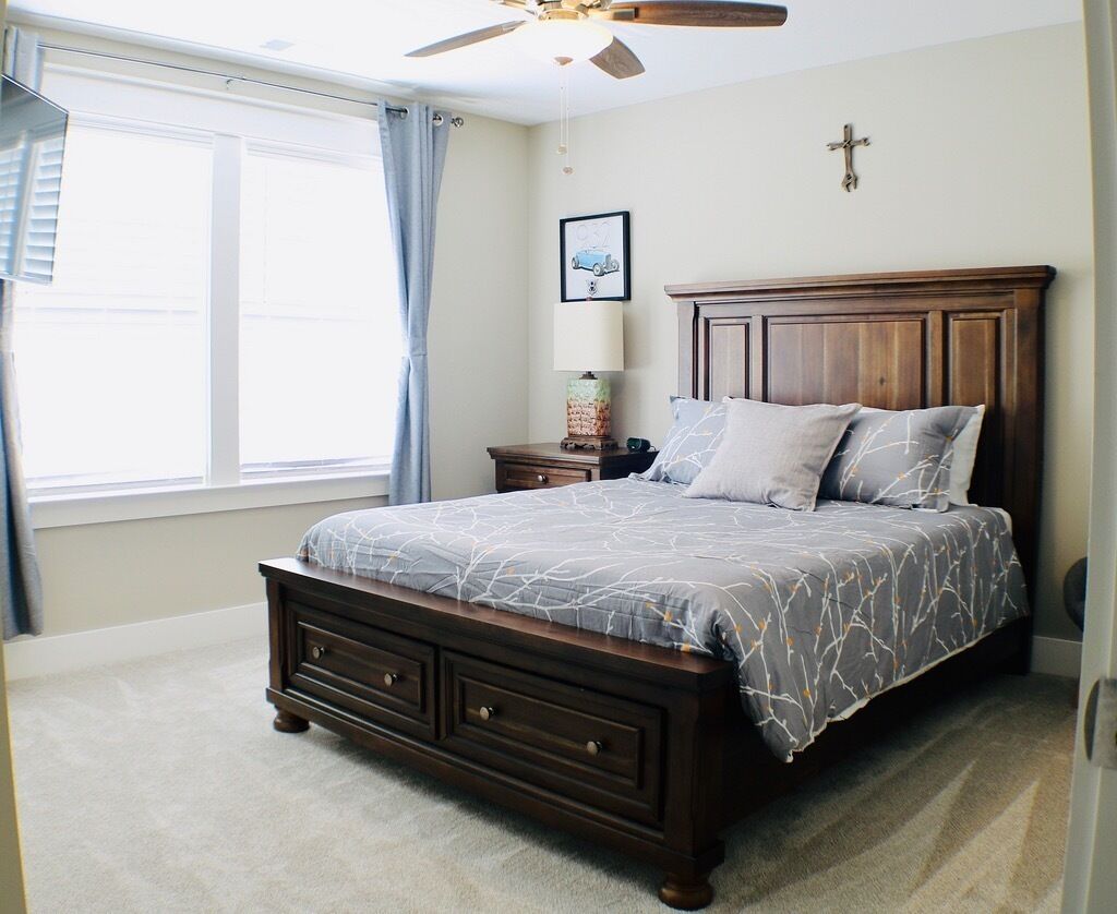 New ♫ Music City ♫ Nashville ♫ Walk to Coffee or Food ♫ 3 Miles to Downtown