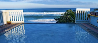 Canary Castle, Your Seaside Retreat!
