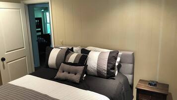 4 多间卧室、熨斗/熨衣板、旅行婴儿床、WiFi