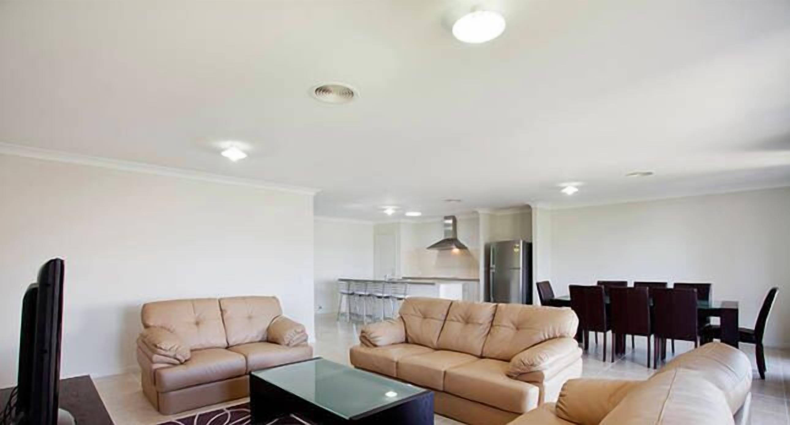 Televisio, DVD-soitin, stereot