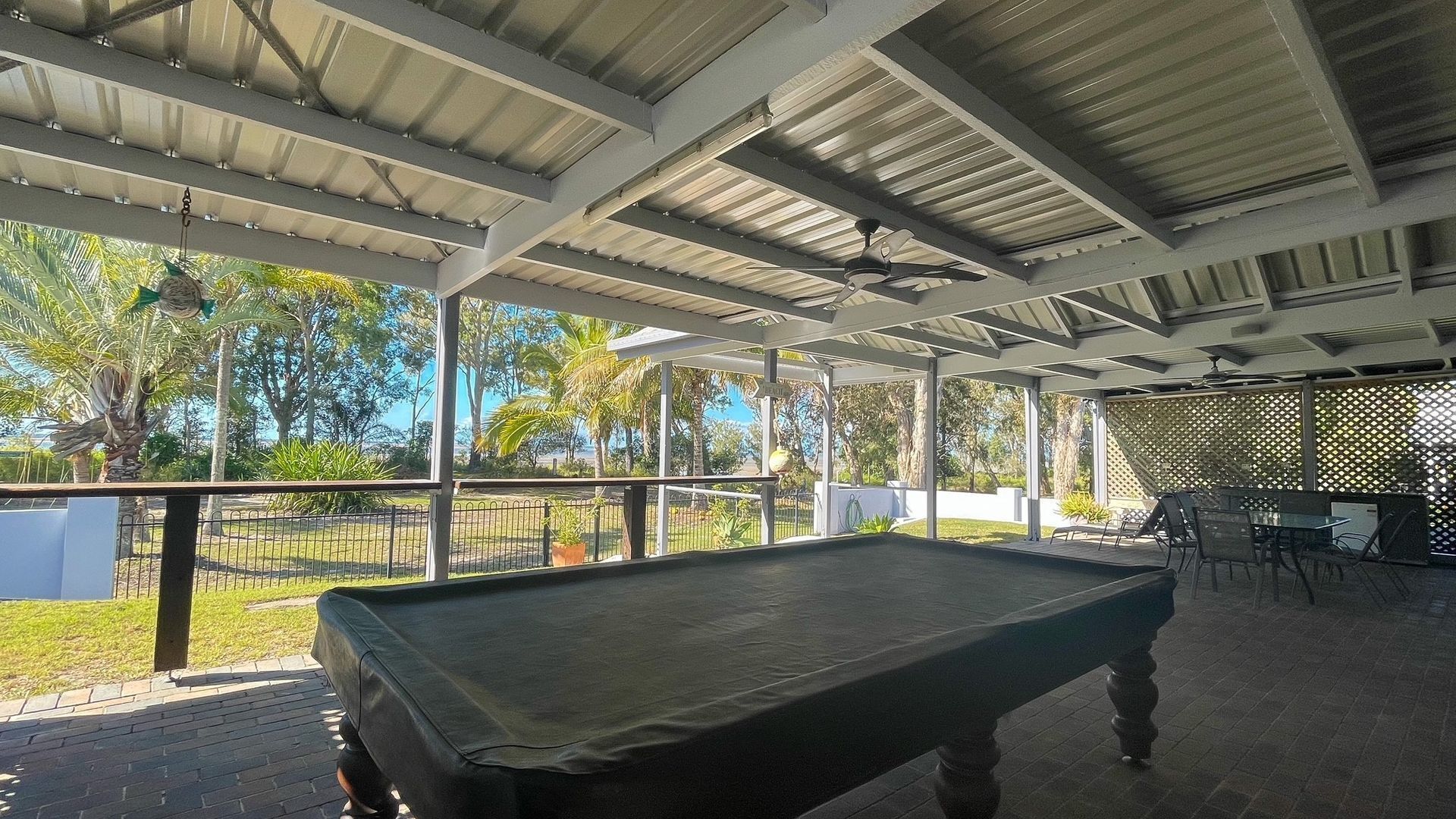 Sand n Sea - Burrum Heads- Beachfront- 4BR- Aircon -Pets Welcome