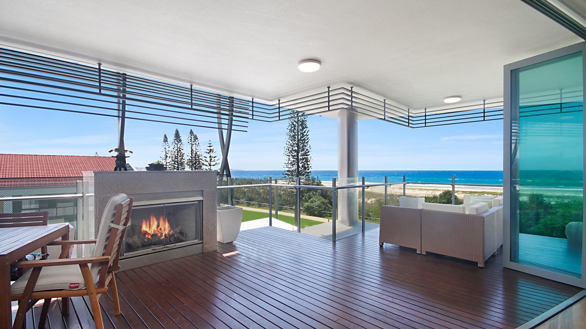 Kirra Wave 401 - Luxury Beachfront
