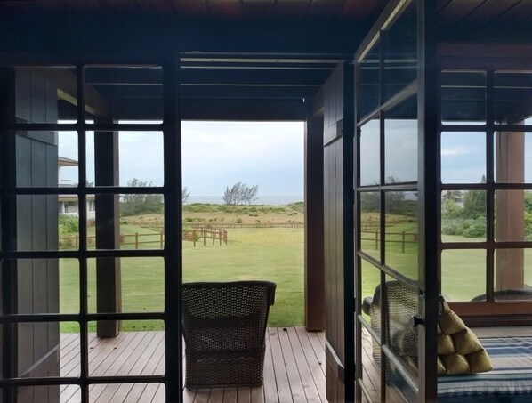 Terrace/patio - SOUTH FRONT OF SILVEIRA BEACH IN GAROPABA (Garopaba)