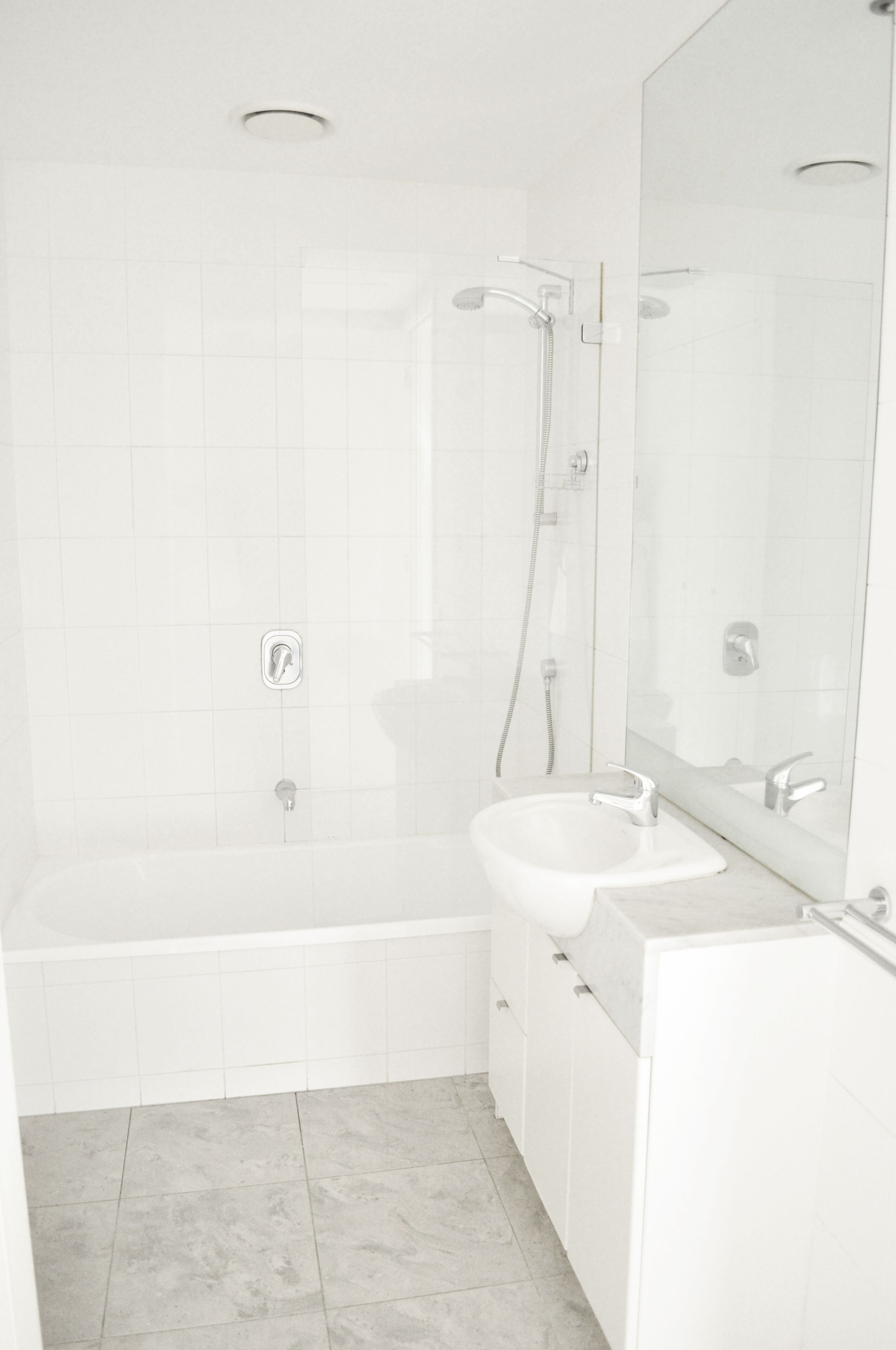 City Stay at Melbourne Tower - Southbank **3BR+High Speed WiFi+Netflix+Parking** — image 13