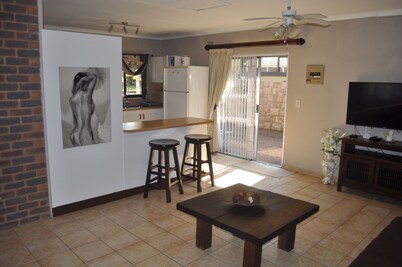 Cherrywood Lodge apartment 1