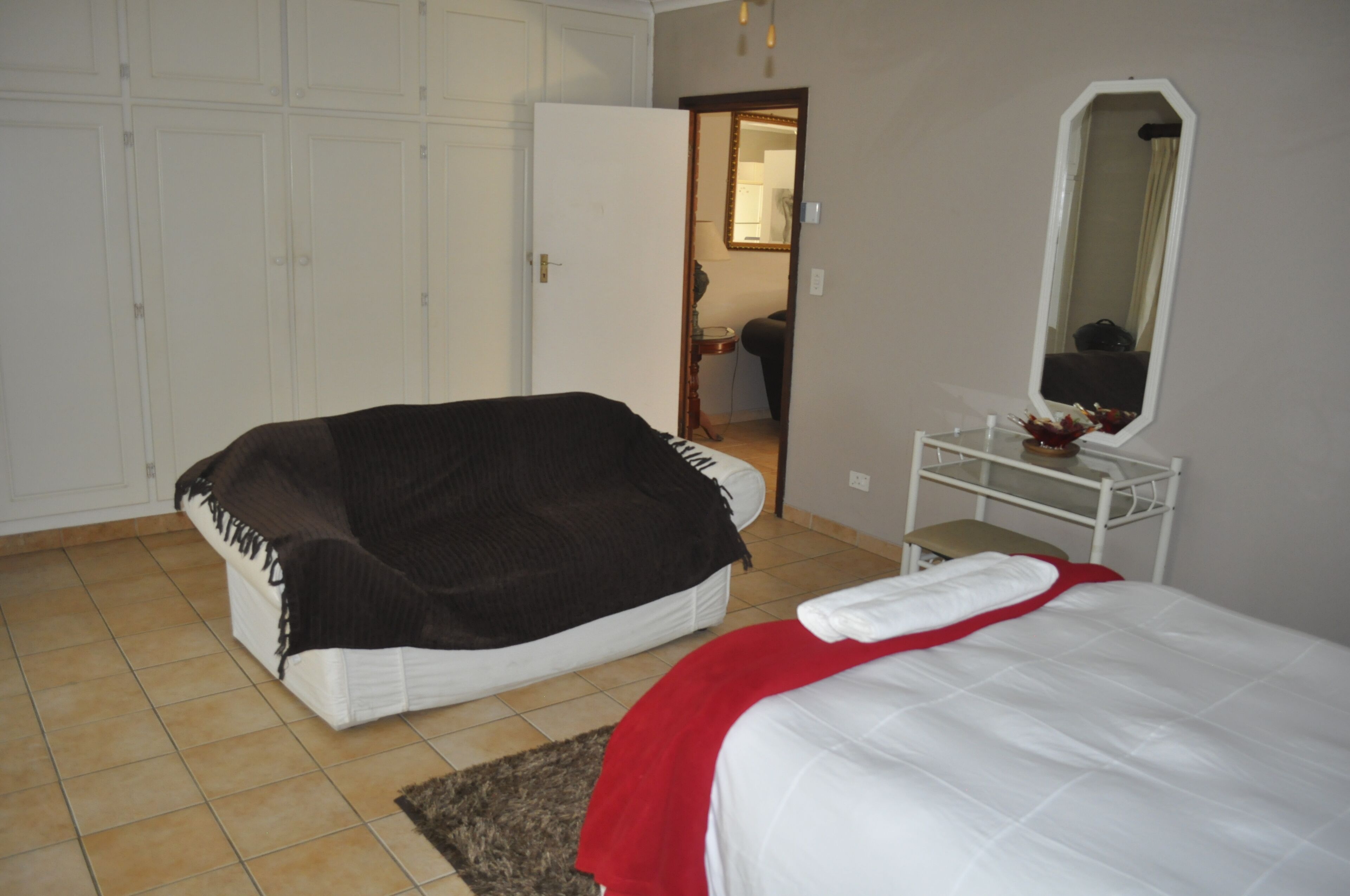 Cherrywood Lodge apartment 1