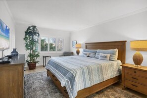 2 عدّة غرف نوم ومكواة/لوح كي وواي فاي وملاءات أسرّة