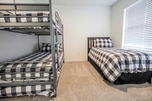 2 chambres, accès au Wi-Fi (inclus)