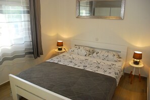 3 bedrooms - Holiday house Ines for family holidays (Srima)