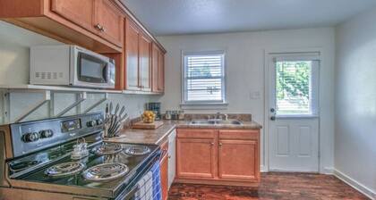 Kävelymatkan päässä Midtownin parhaista!