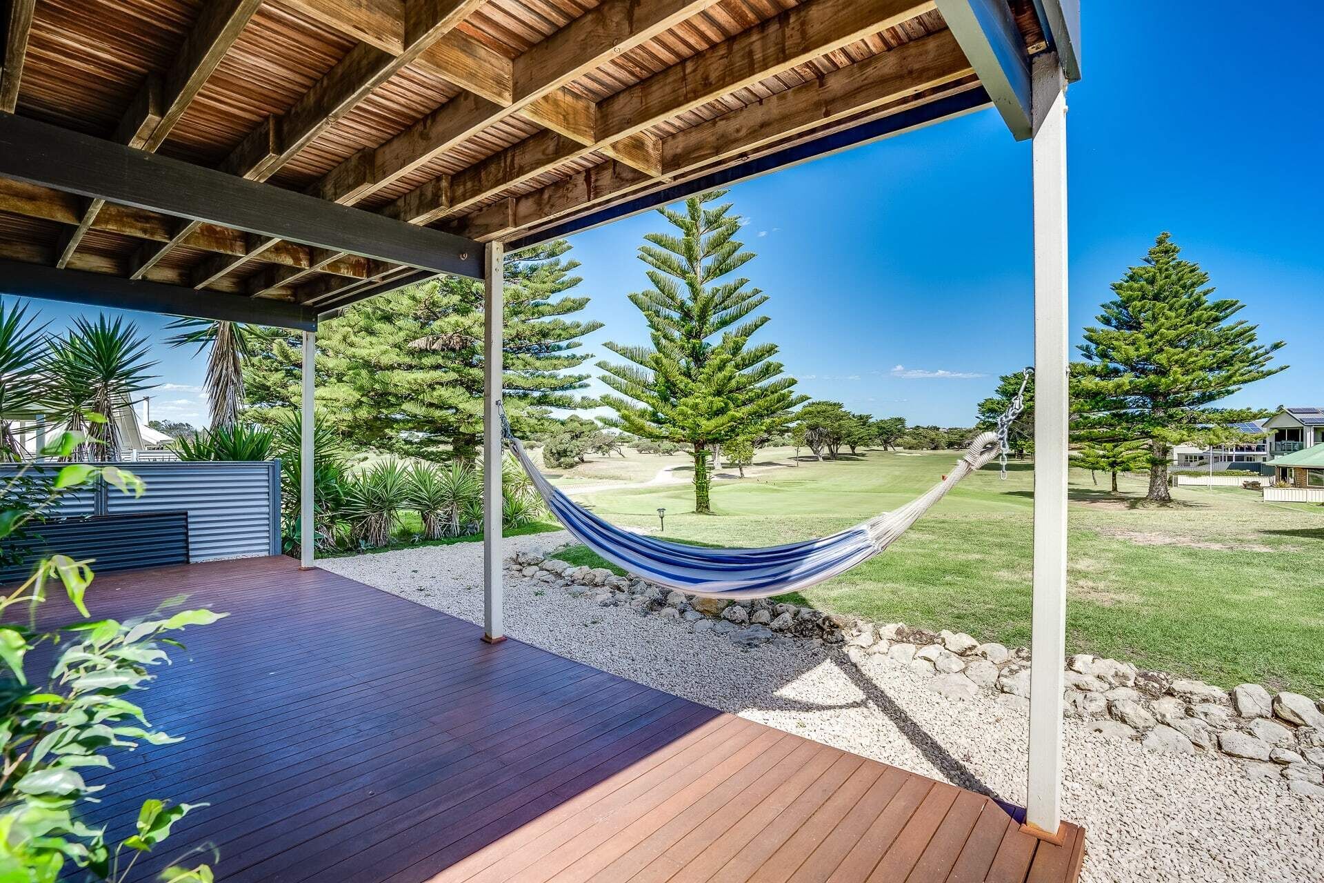 The 19th Hole - Billabong Rd-Golf-Pets Negotiable