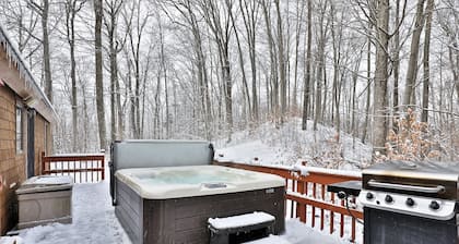 Killington Cabin: Right Unit - Sleeps 10 in 4 BR, 2 BA Cozy Escape