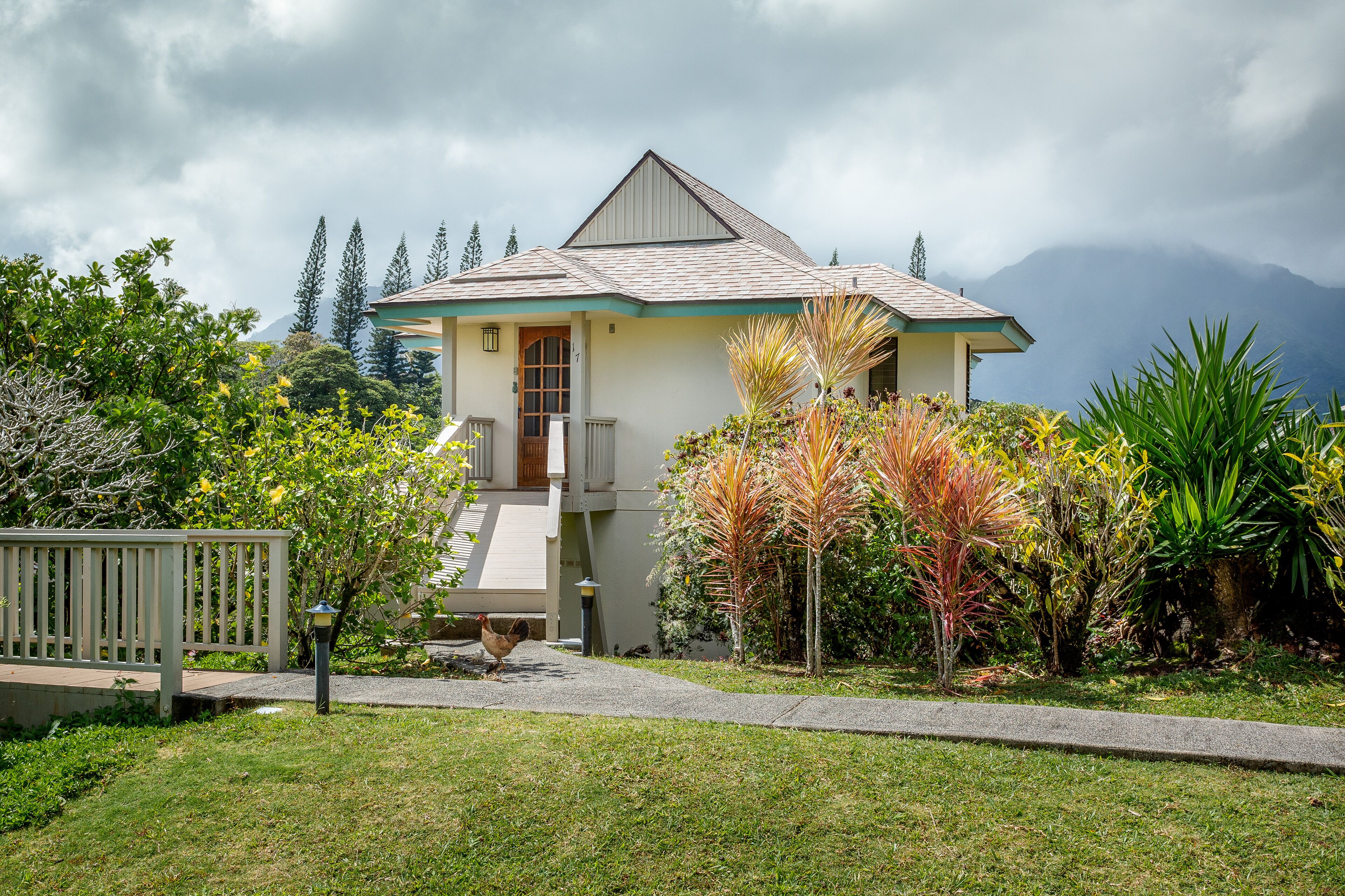 Hanalei Bay Villas #17 - a 3br/2.5 ba ocean view condominium in Princeville