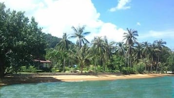 Beach nearby, sun-loungers