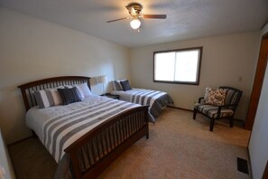 3 bedrooms, WiFi, bed sheets