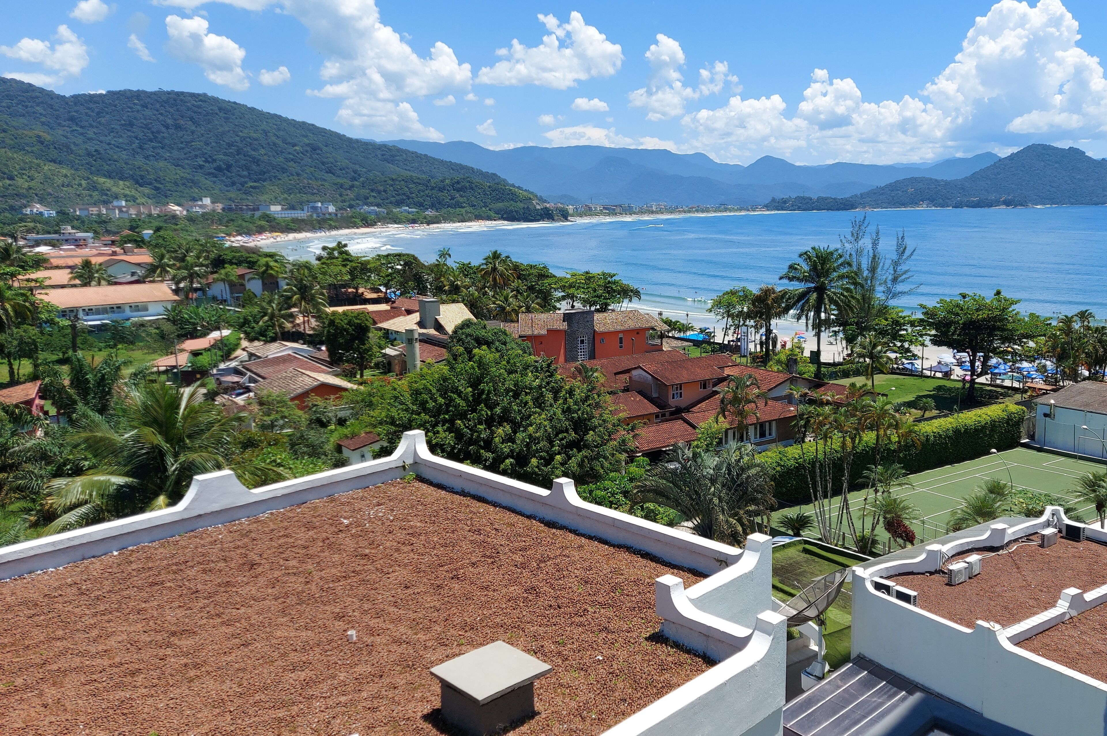 APARTMENT 1 FOOT IN THE SAND - PRAIA DAS TONINHAS