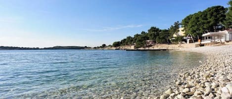 Tæt på stranden, liggestole
