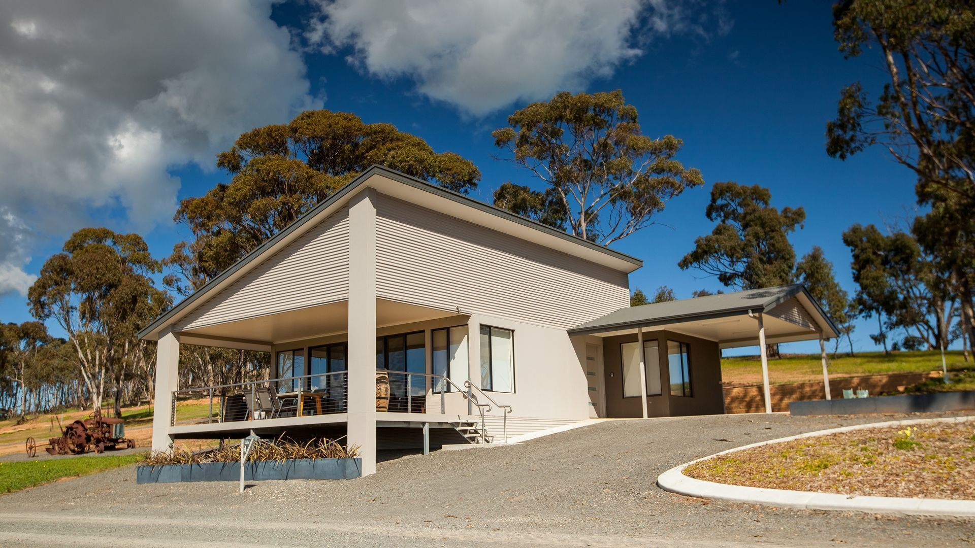 Neagles Retreat Villas 1-2 bedrooms — image 17