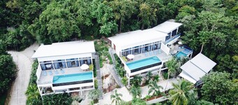 Smuk tropisk havudsigt Pool villa Paris kun 400 meter fra stranden + bil