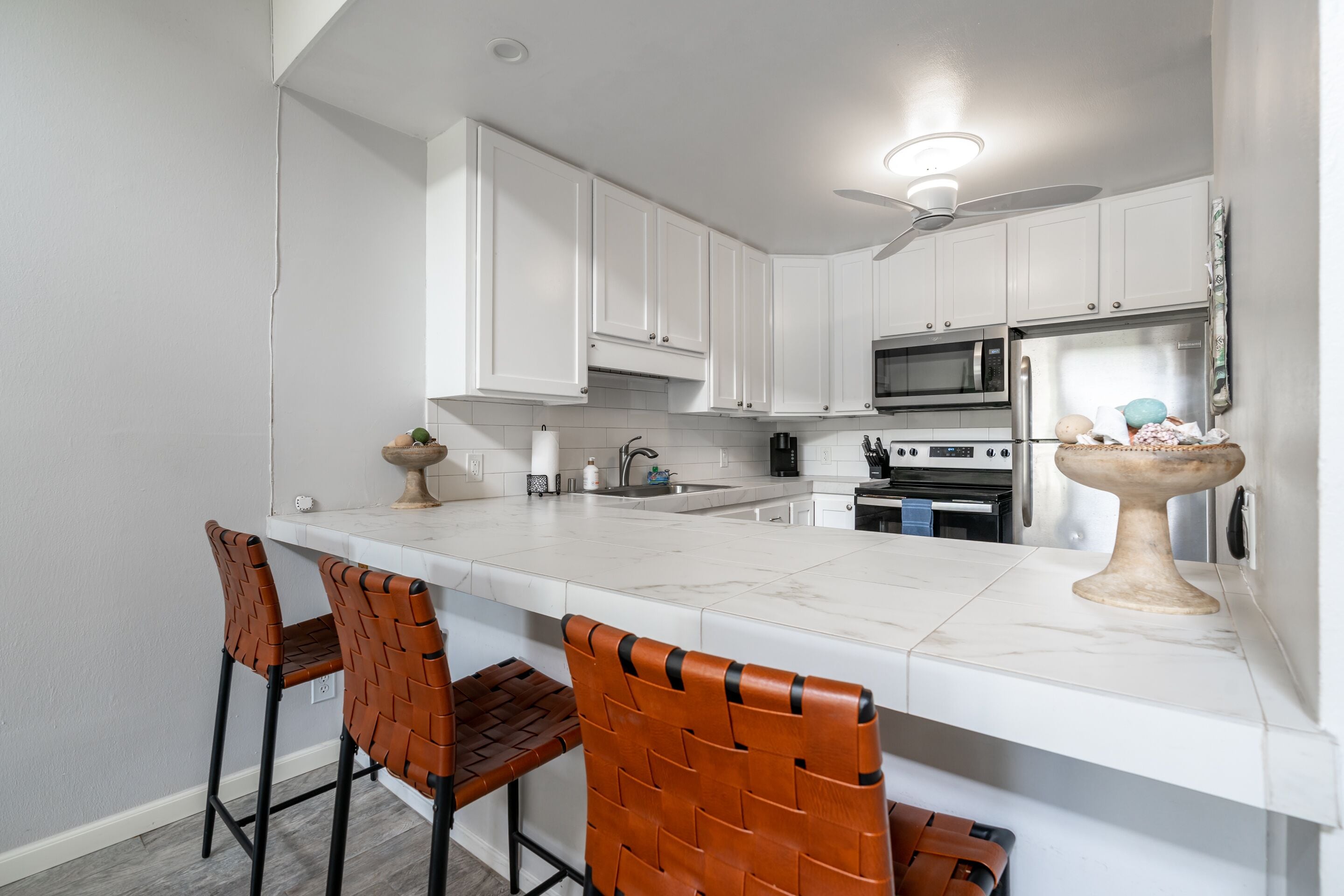 Rare 2 Bedroom + Loft Townhouse on the North Shore with Golf Course view!