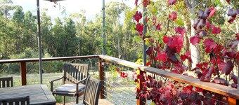 Self Contained Apartment for couples looking to get away to a secluded hideaway.