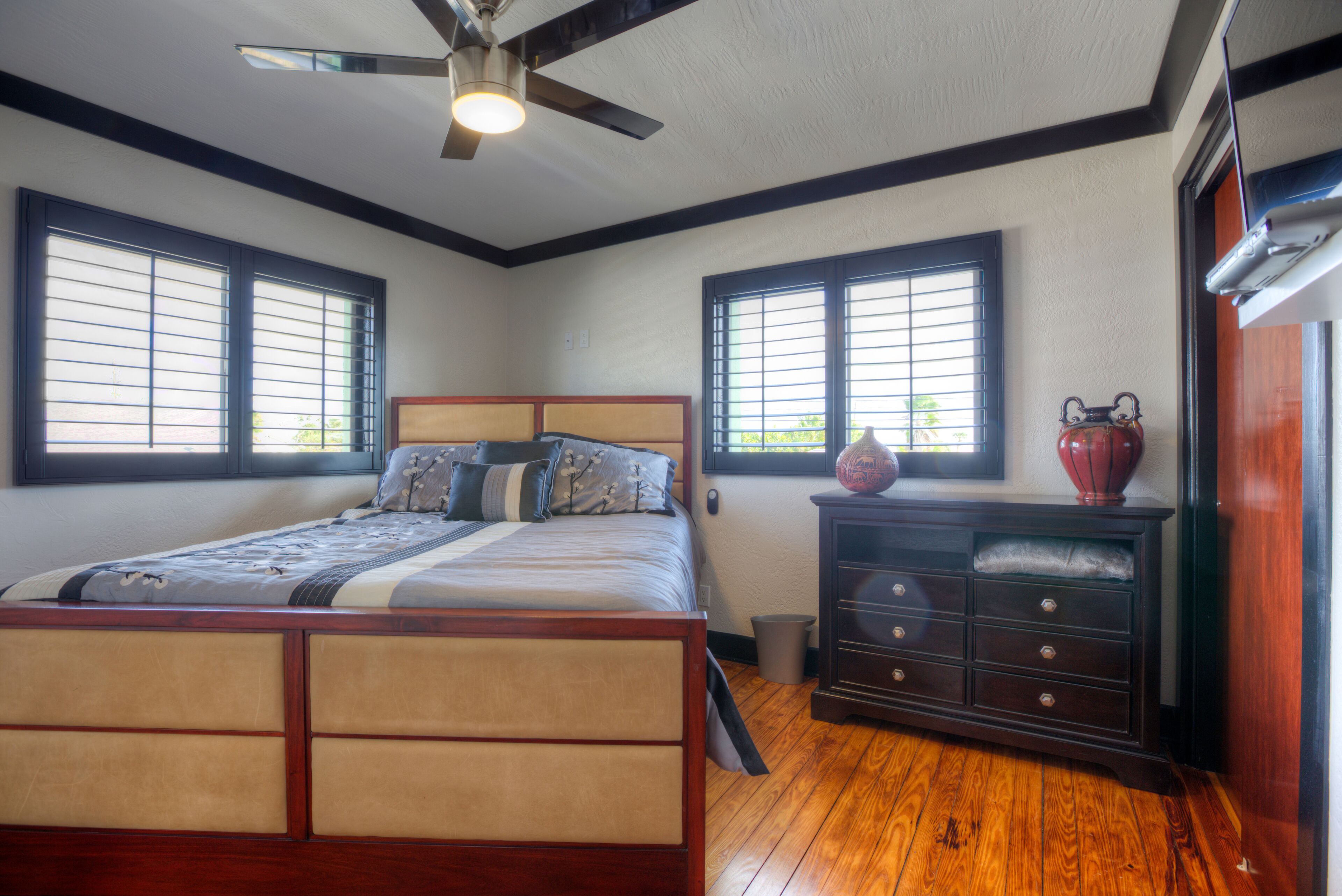 New Modern Designer 2BR, 1BA Next To Intercoastal Access.  Boat Parking Avail.