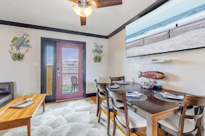 Dining - Modern Design, Boat Parking, Steps to Intercoastal Access (New Smyrna Beach)