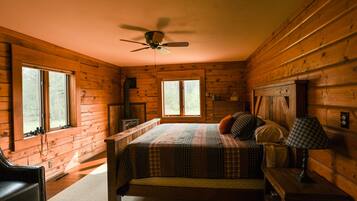 5 camere, una scrivania, ferro/asse da stiro, culla da viaggio