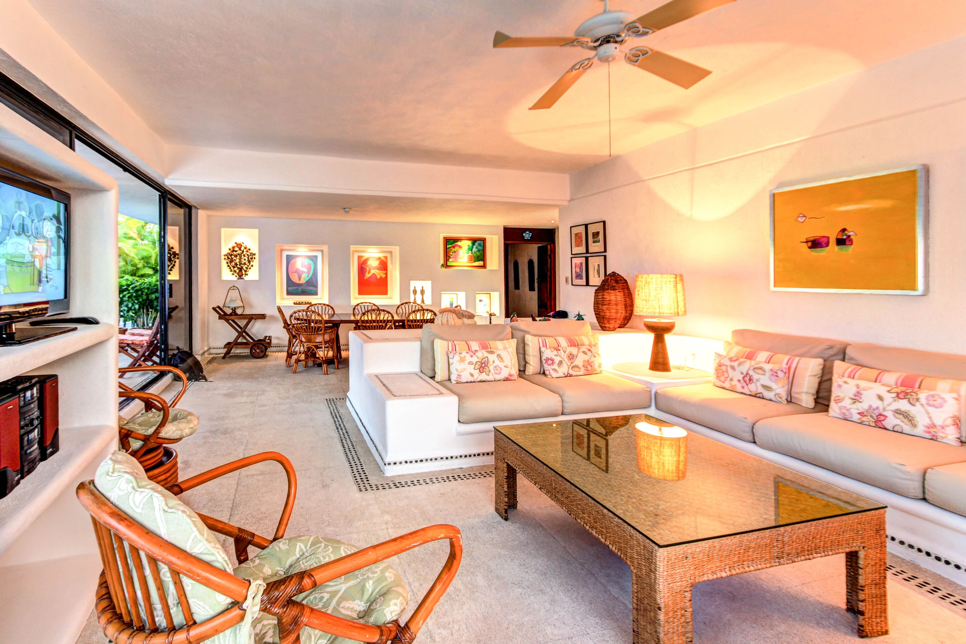 Amazing Ocean View with Beach Access