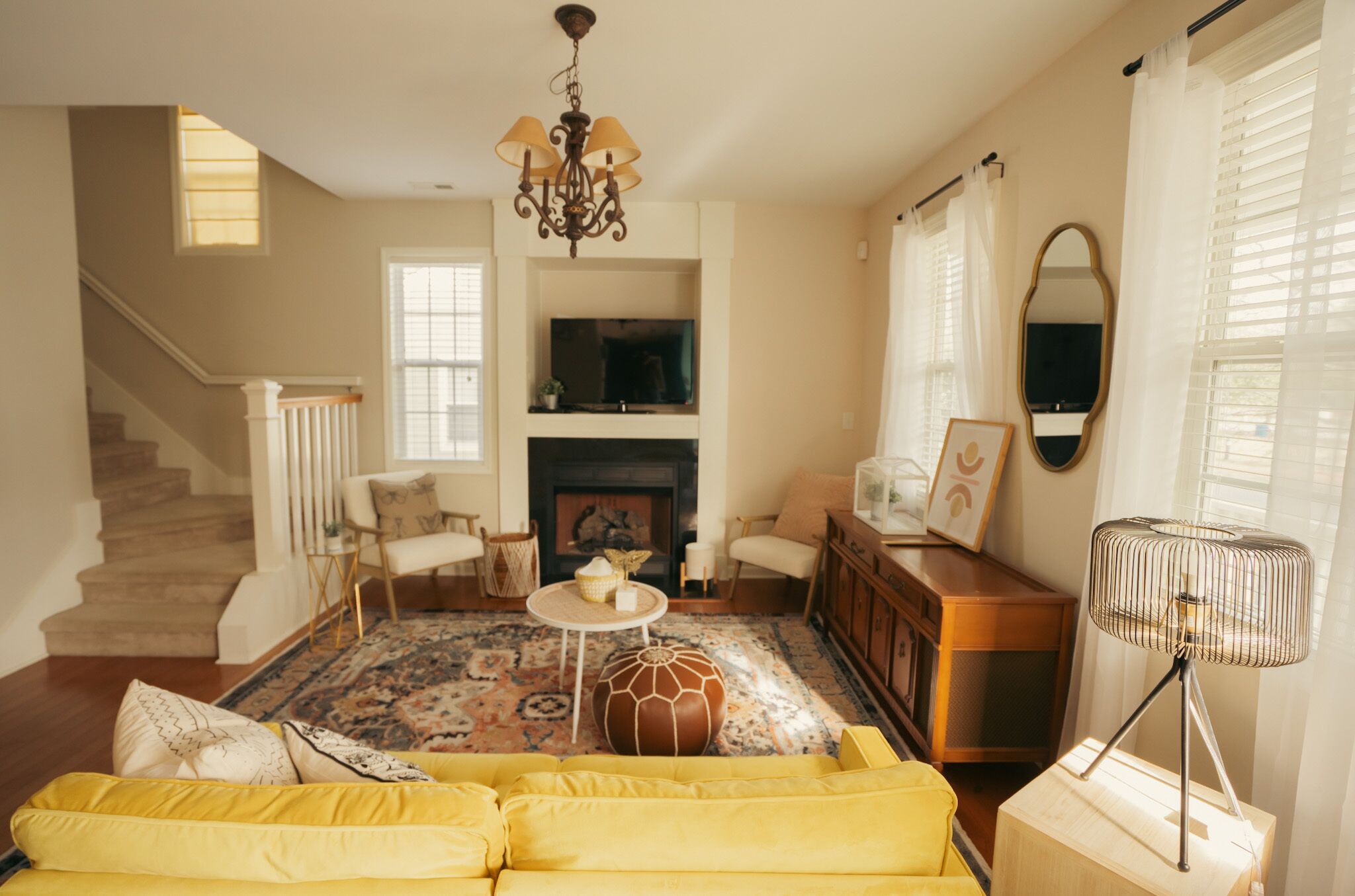 Upscale Cottage in the Heart of Downtown/ Walking Distance from the Yatch Club