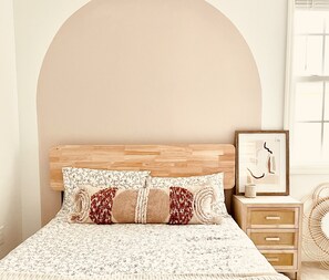 3 camere, una scrivania, ferro/asse da stiro, Wi-Fi