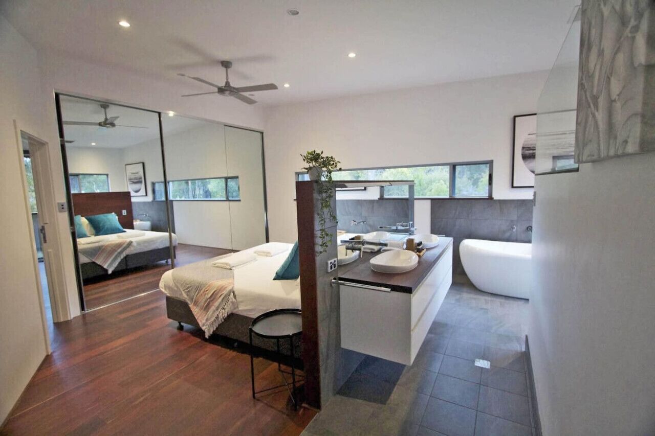 4 bedrooms, iron/ironing board, travel cot, WiFi