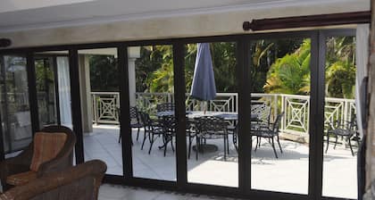 Cherrywood Lodge Apartment 3