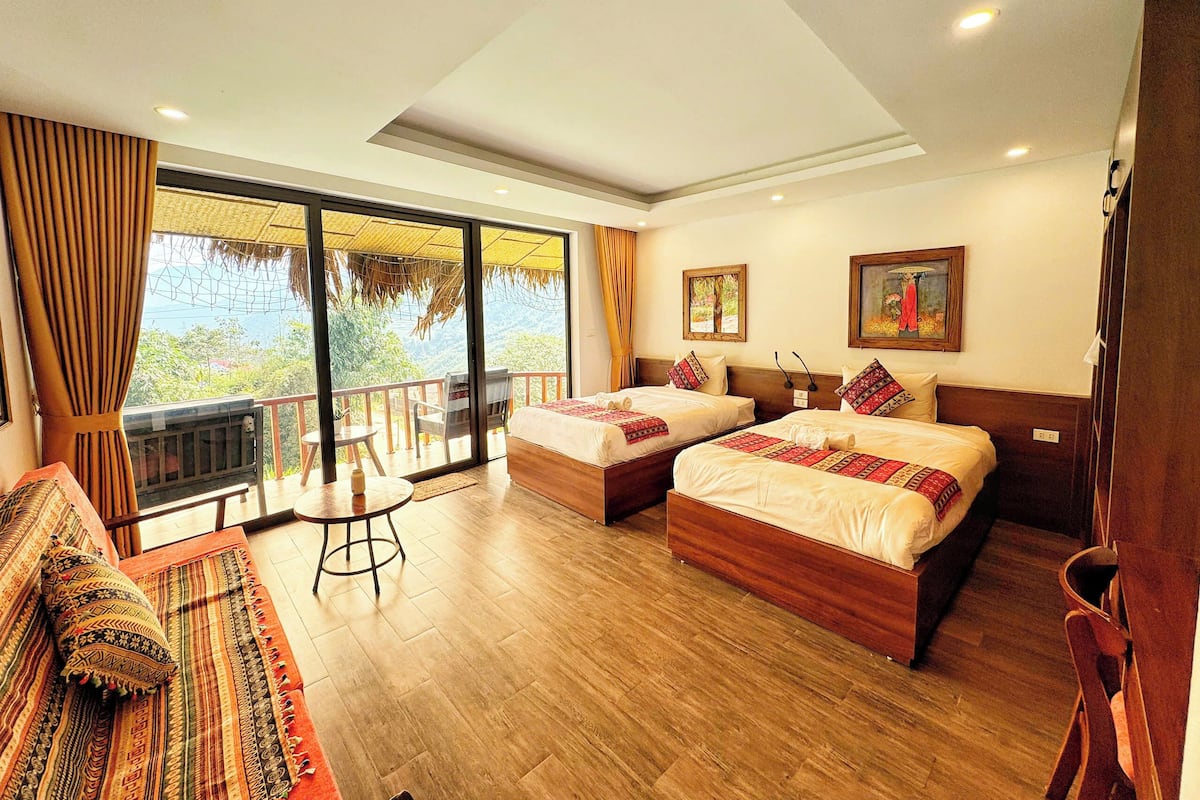 Twin Room with Mountain View | Egyptian cotton sheets, premium bedding, down comforters