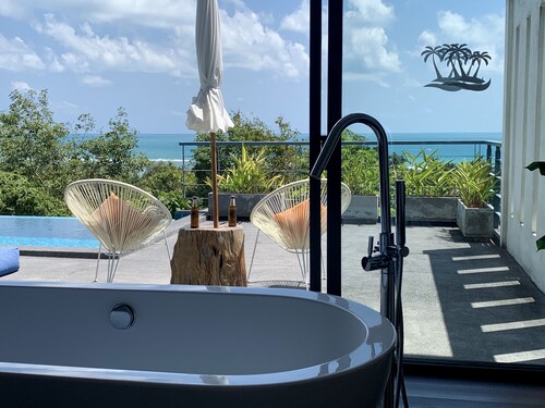 Ko Samui Sea View Pool villa Seren, with car, just 400m to the Beach 