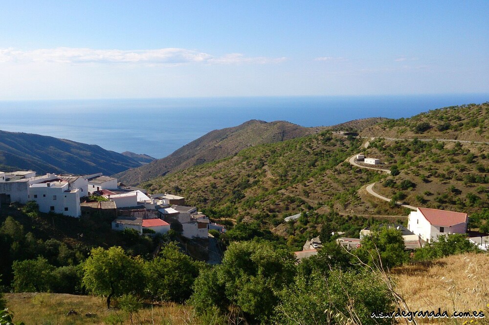 South of Granada Mountain and beach destination.