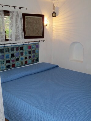 1 bedroom, iron/ironing board, bed sheets