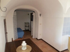 1 Schlafzimmer, Bügeleisen/Bügelbrett, Bettwäsche