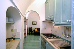 Refrigerador, horno, parrilla de estufa y lavavajillas