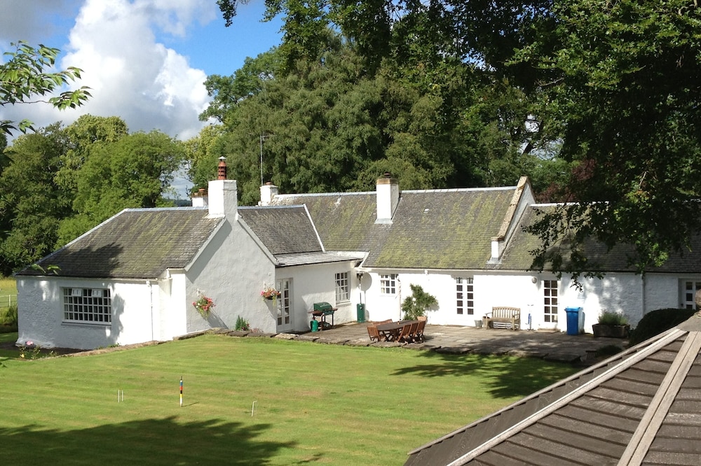 Bed and Breakfast accommodation in a converted farmhouse
