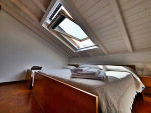 2 chambres, fer et planche à repasser, lit parapluie, Wi-Fi gratuit