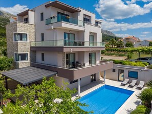 Exterior - Luxury Villa Lucas with private, heated pool, whirlpool, sauna, sea view, 14 pax (Podstrana)