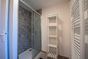 Sauna - Cavalaire Self-contained apartment in villa for 6/8 people ( 10/12p on request) (Cavalaire-sur-Mer)