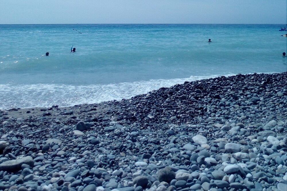 In the center of Menton, near the sea