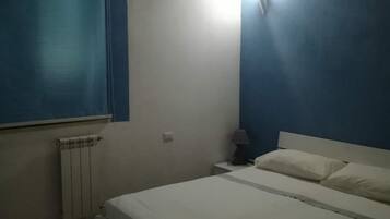 2 chambres, fer et planche Ă repasser, Wi-Fi, draps fournis