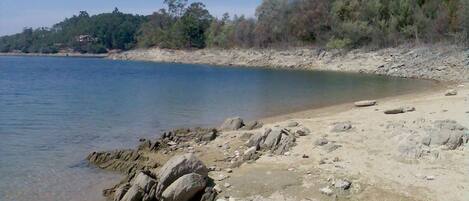 Liegestühle, Strandtücher